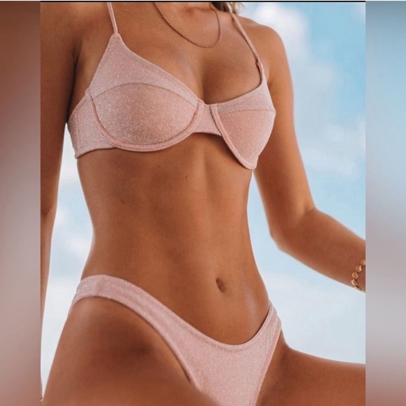 NWT, tried it on and just didn’t fit my body. Super pretty and comfy! - Picture 1 of 5